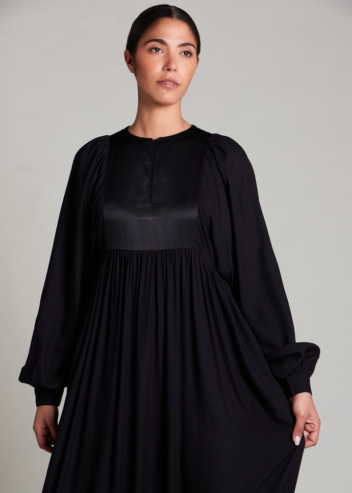 Satin & Pleat Abaya Black | Abayas | Aab Modest Wear