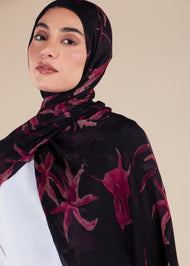 Dark Nerine Blooms Print Hijab